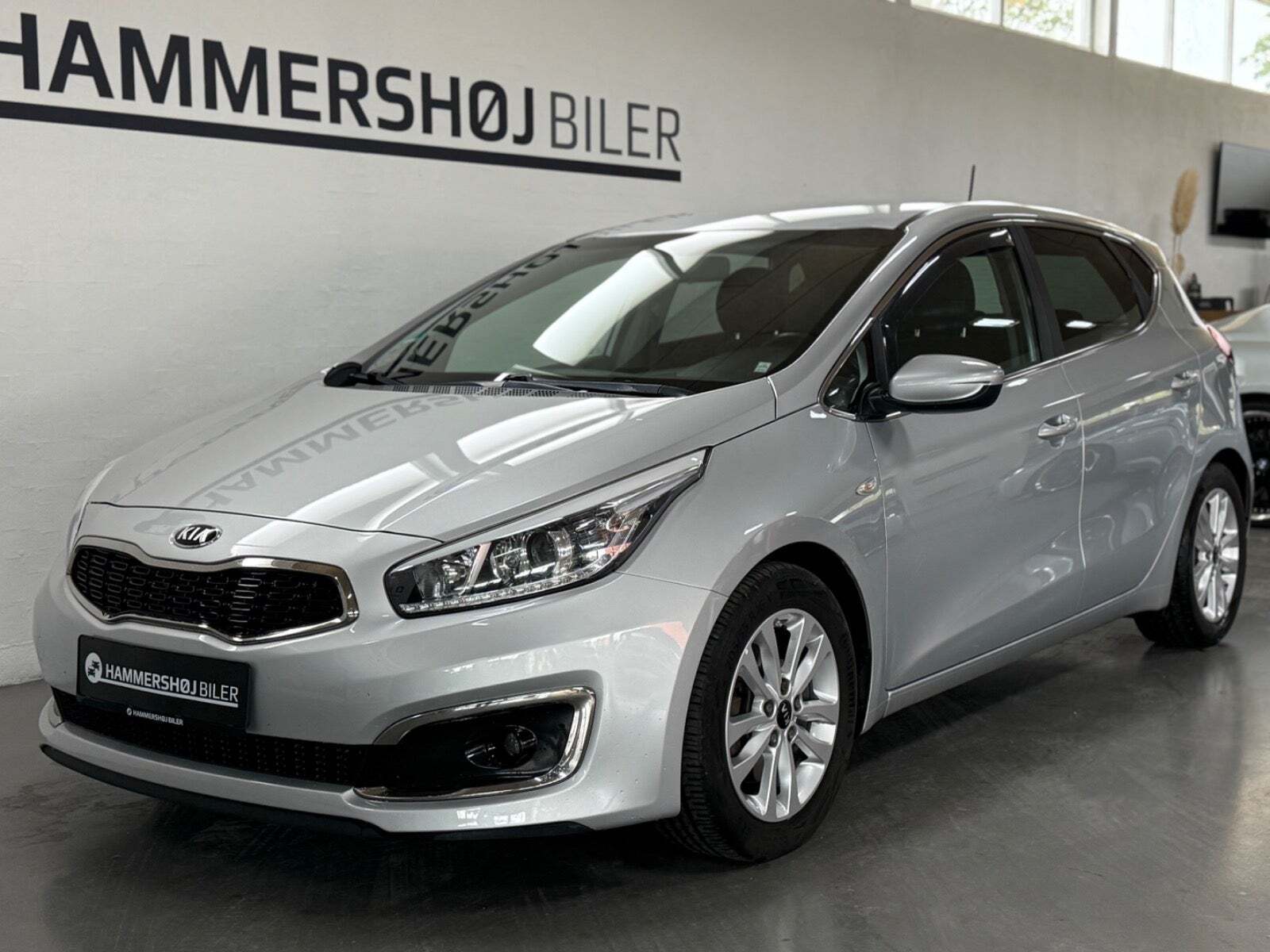 Kia Ceed 1,6 CRDi 110 Attraction