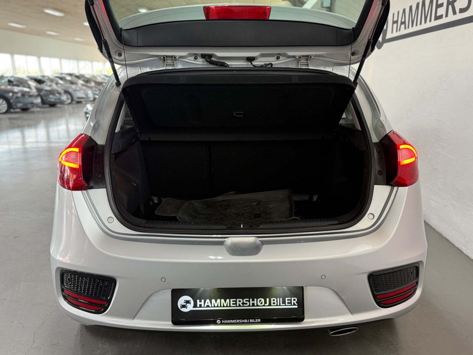 Kia Ceed 1,6 CRDi 110 Attraction