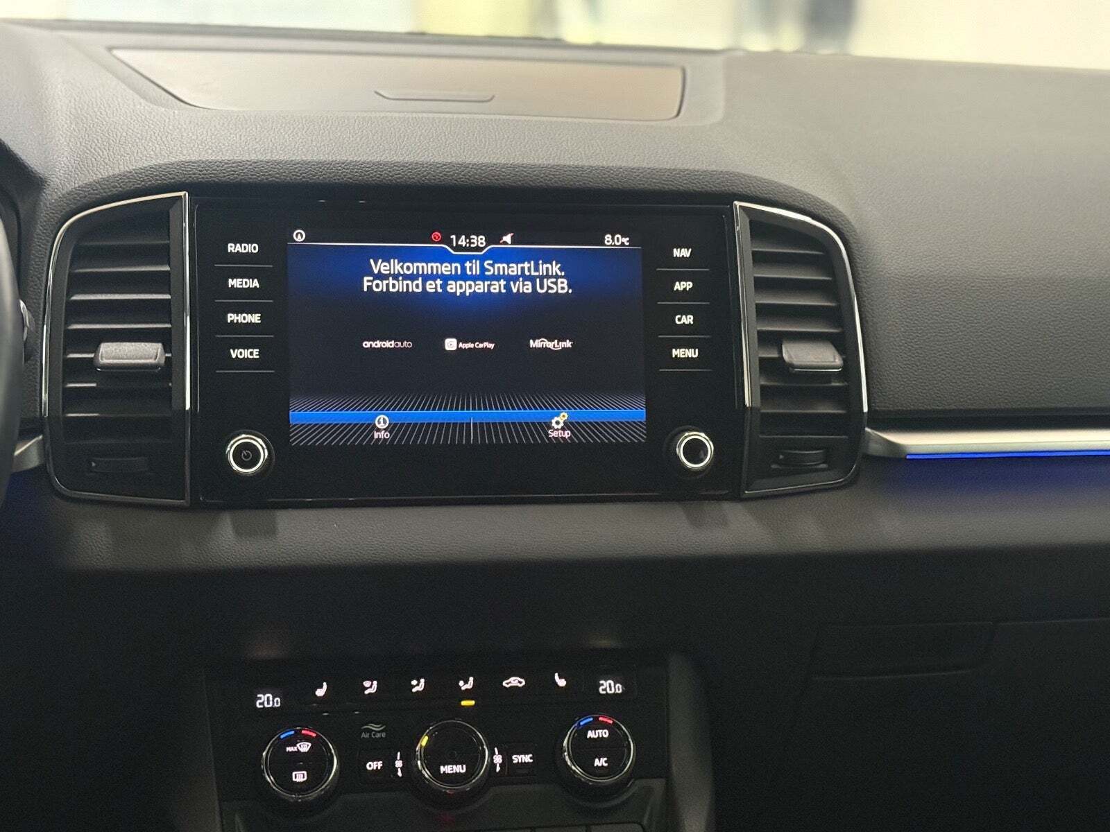 Grå Skoda Karoq fra 2019