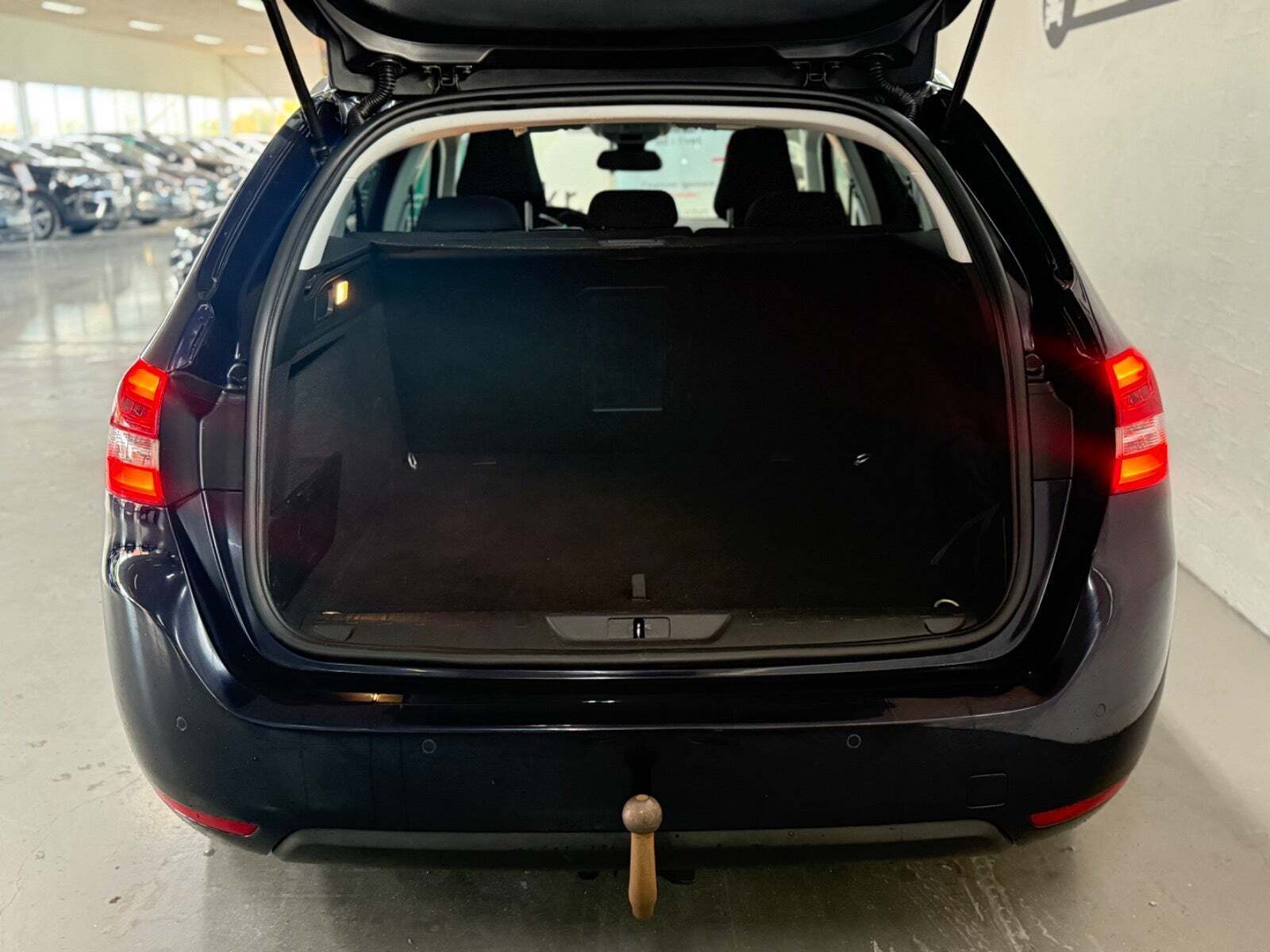 Peugeot 308 1,5 BlueHDi 130 Allure+ SW