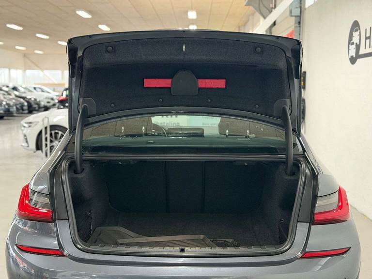 BMW 320d 2,0 M-Sport xDrive aut.