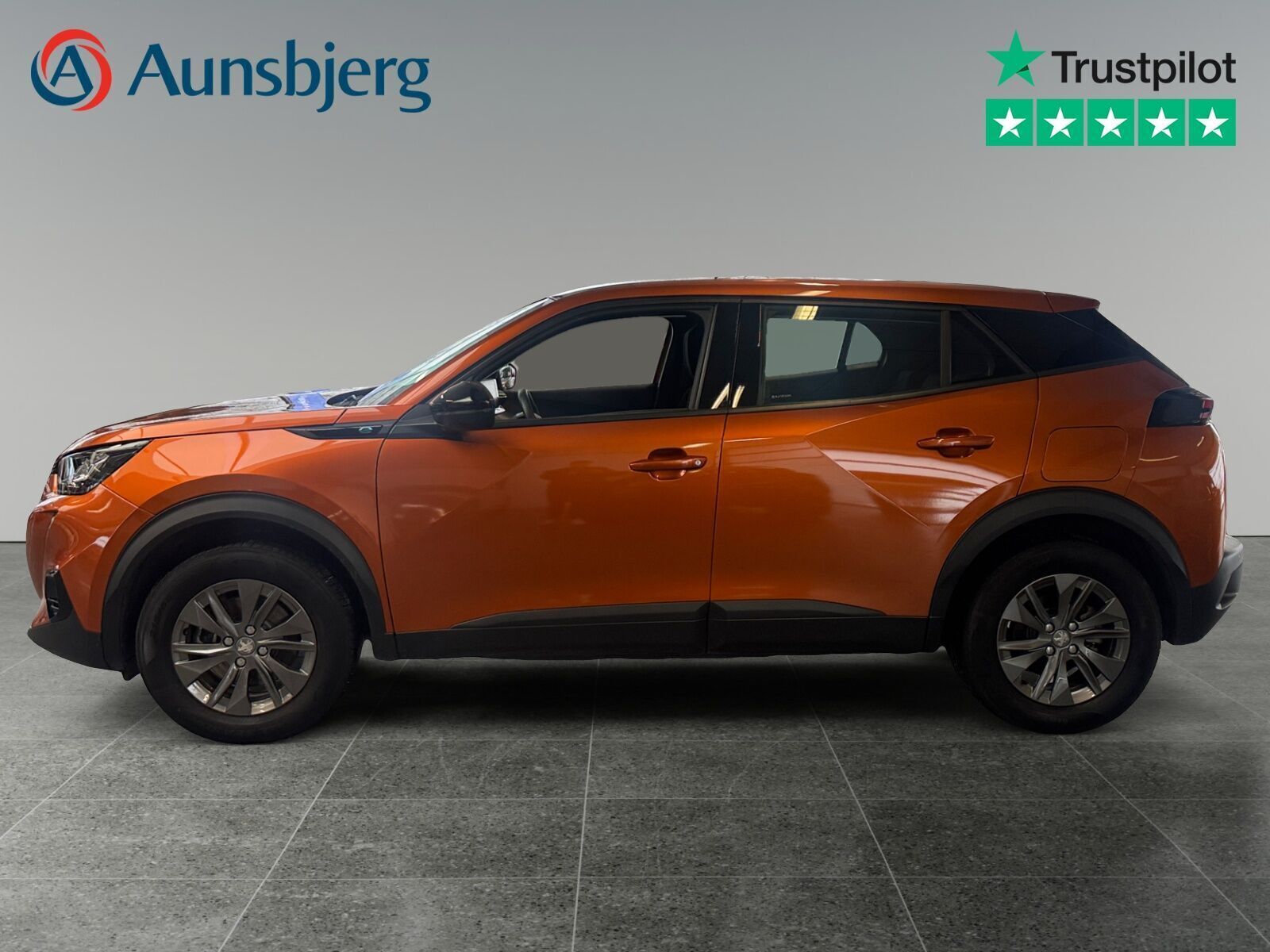 Orange Peugeot e-2008 fra 2022