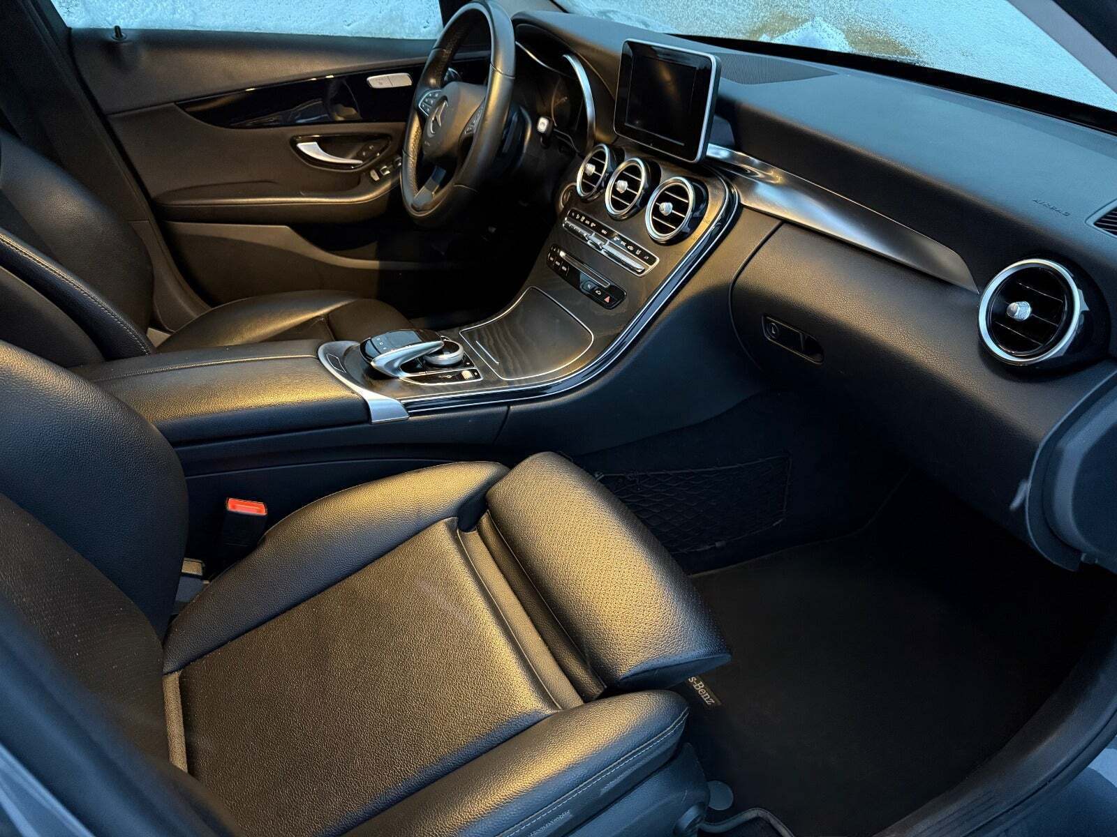 Mercedes C200 1,6 BlueTEC AMG Line stc. aut.