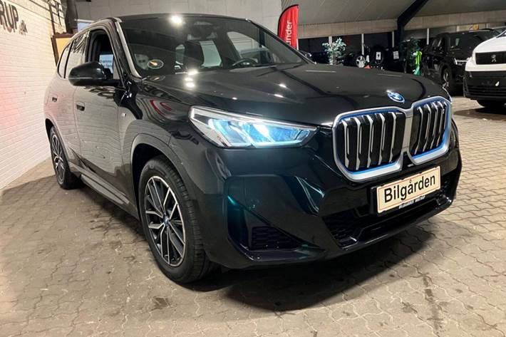 Sort BMW iX1 fra 2023