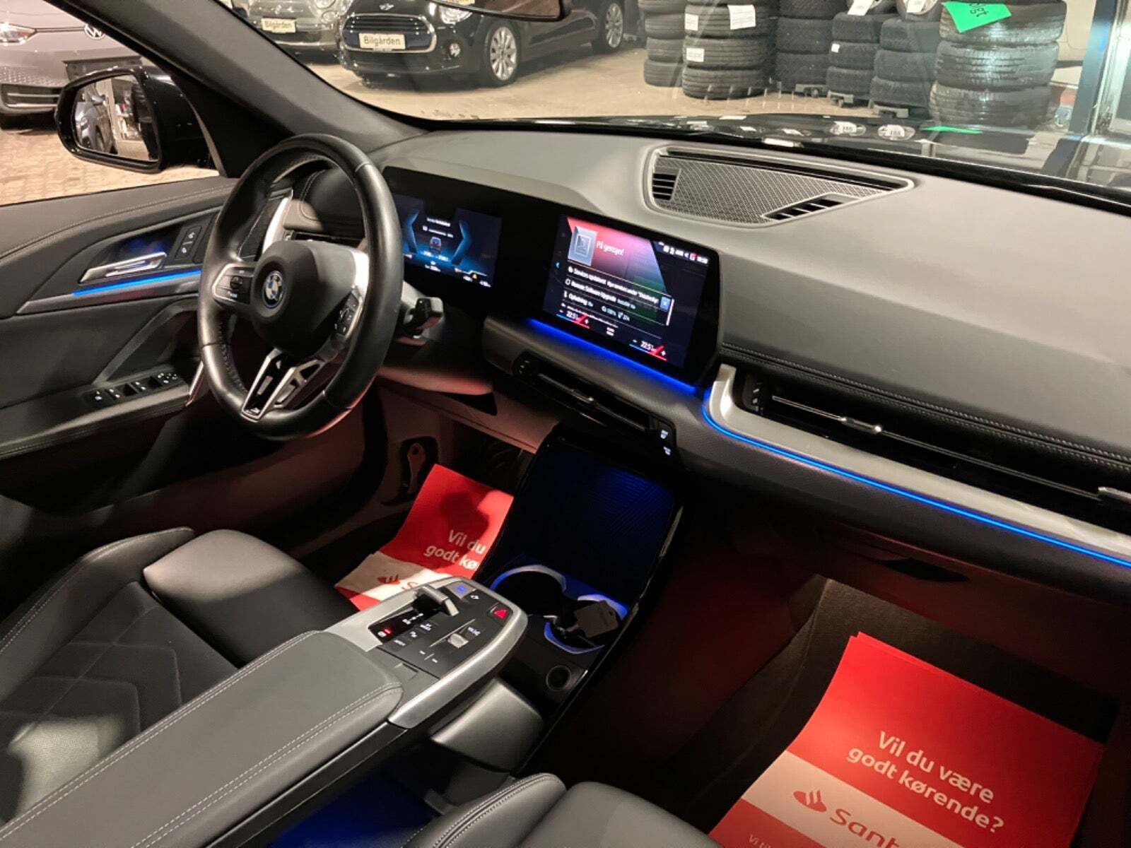 Sort BMW iX1 fra 2023