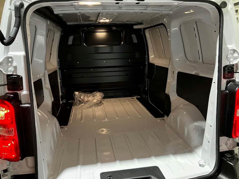 Peugeot e-Expert 50 L2 Plus Van