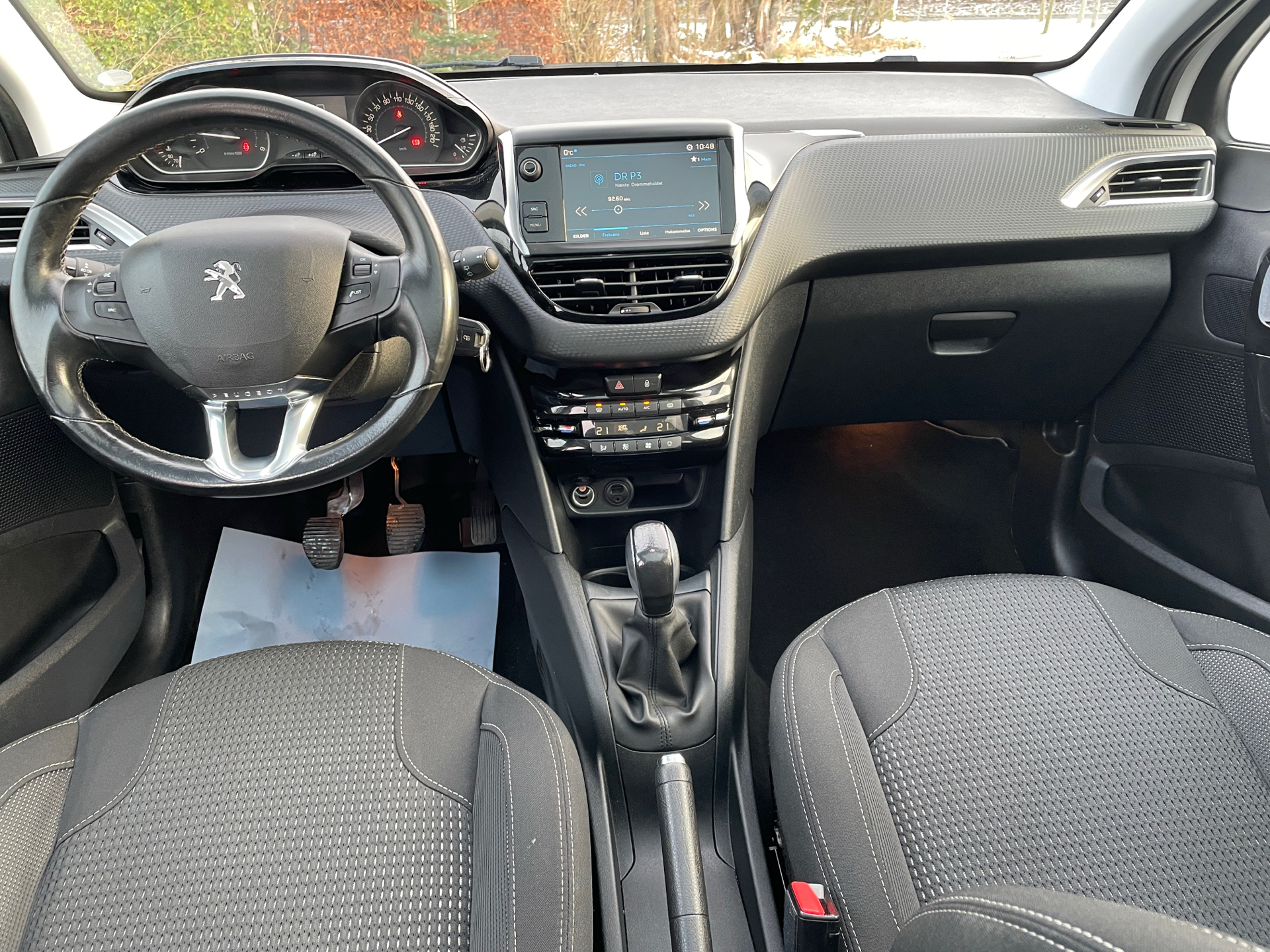 Peugeot 208 1,6 BlueHDi Selection Sky 100HK 5d