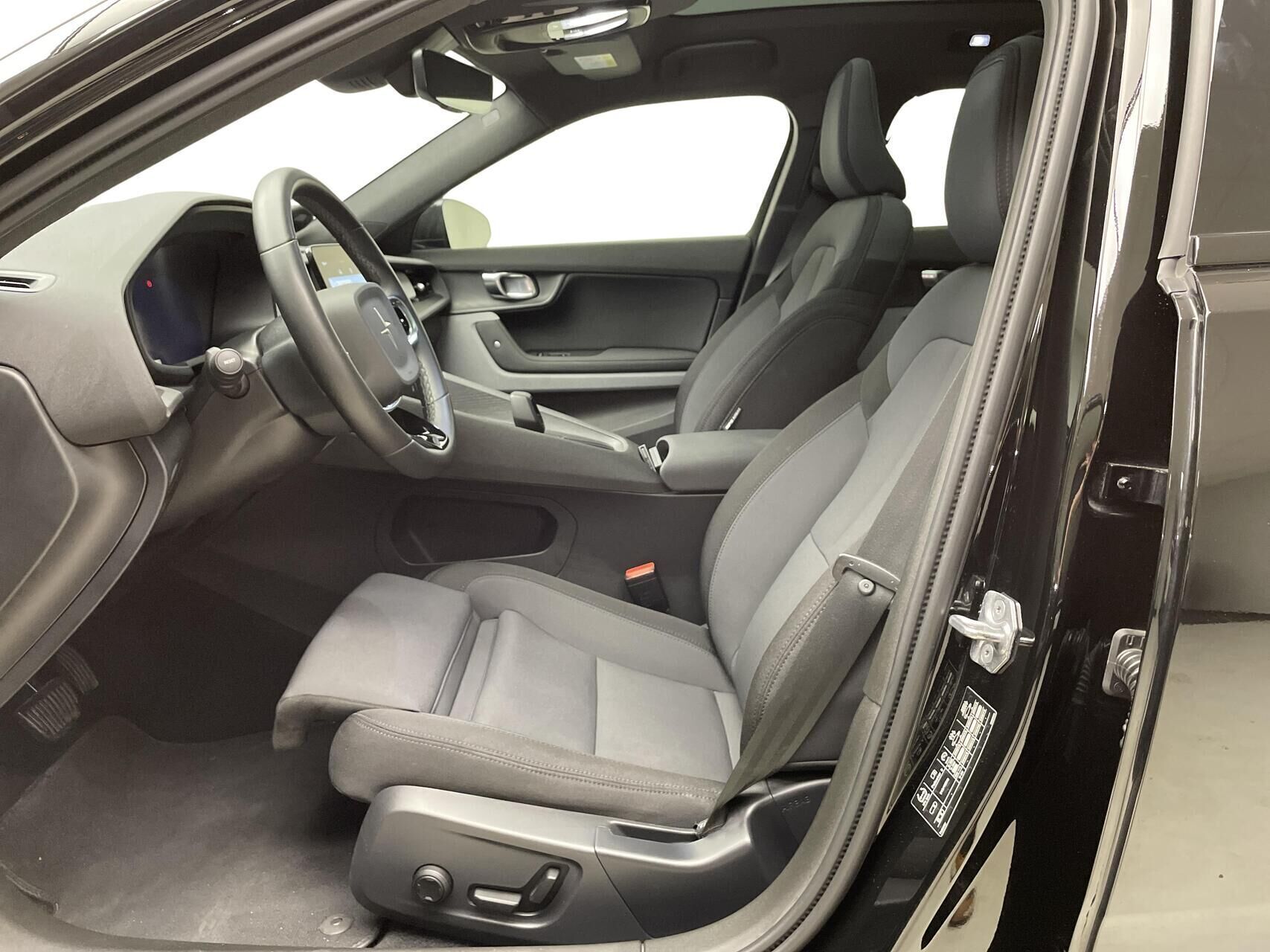 Polestar 2 EL Intro Dual motor AWD 408HK 5d Aut.