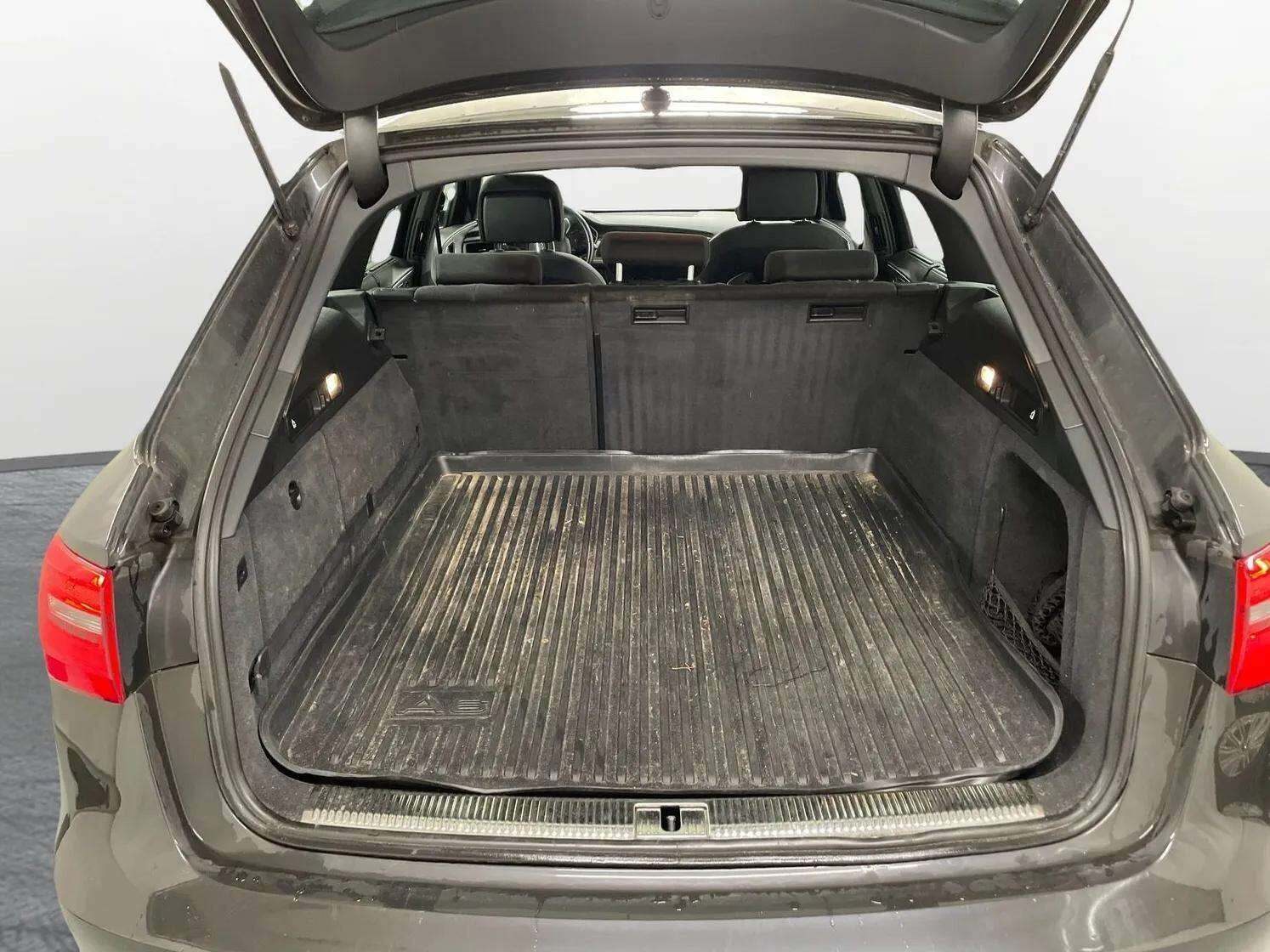 undefined Audi A6 fra 2014