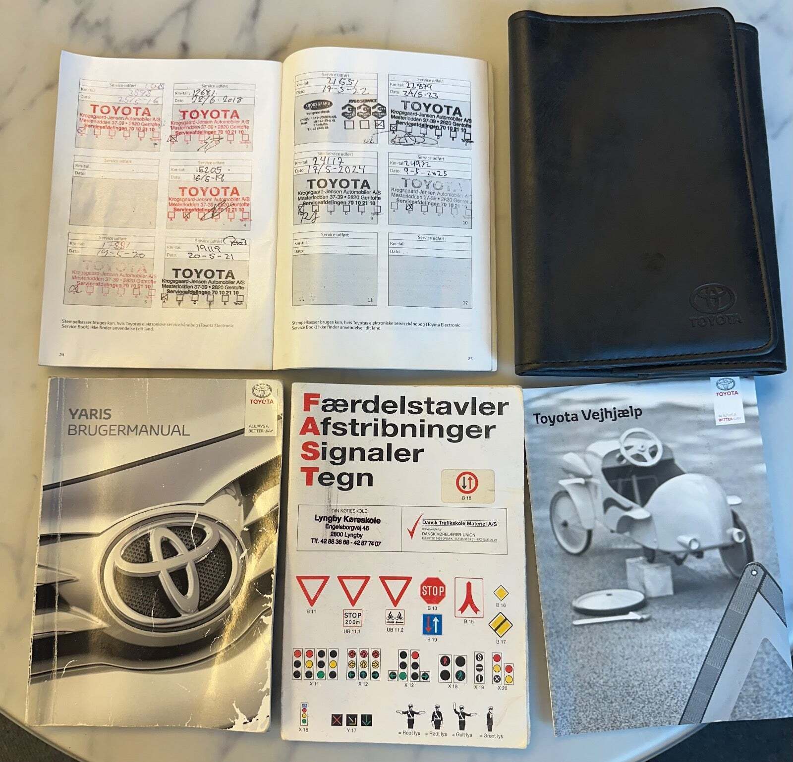 undefined Toyota Yaris fra 2015