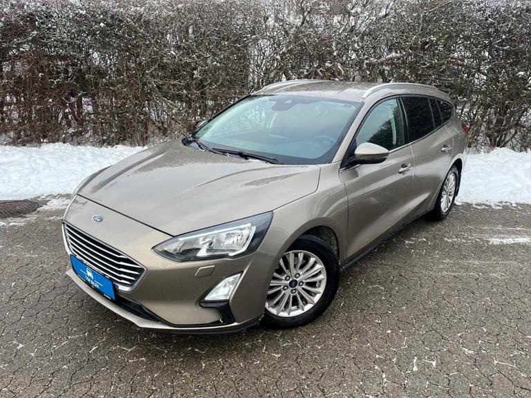 Ford Focus 1,0 EcoBoost Titanium stc.