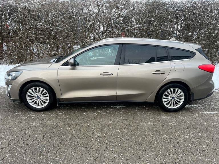 Ford Focus 1,0 EcoBoost Titanium stc.