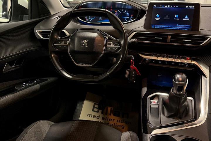 Hvid Peugeot 3008 fra 2018