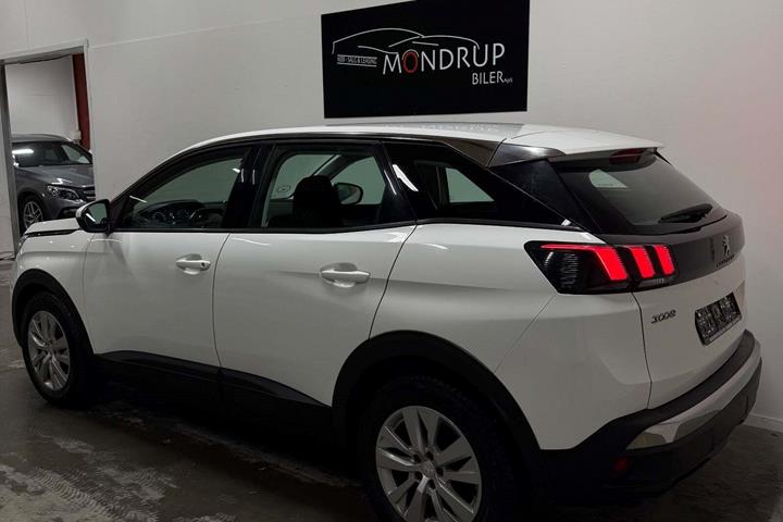 Hvid Peugeot 3008 fra 2018