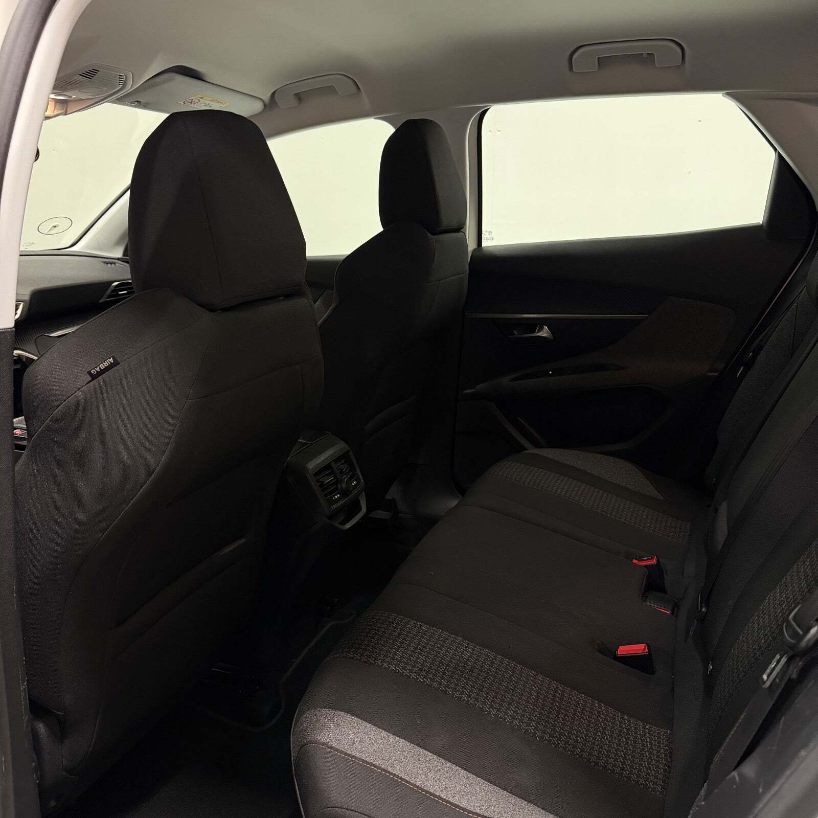 Hvid Peugeot 3008 fra 2018