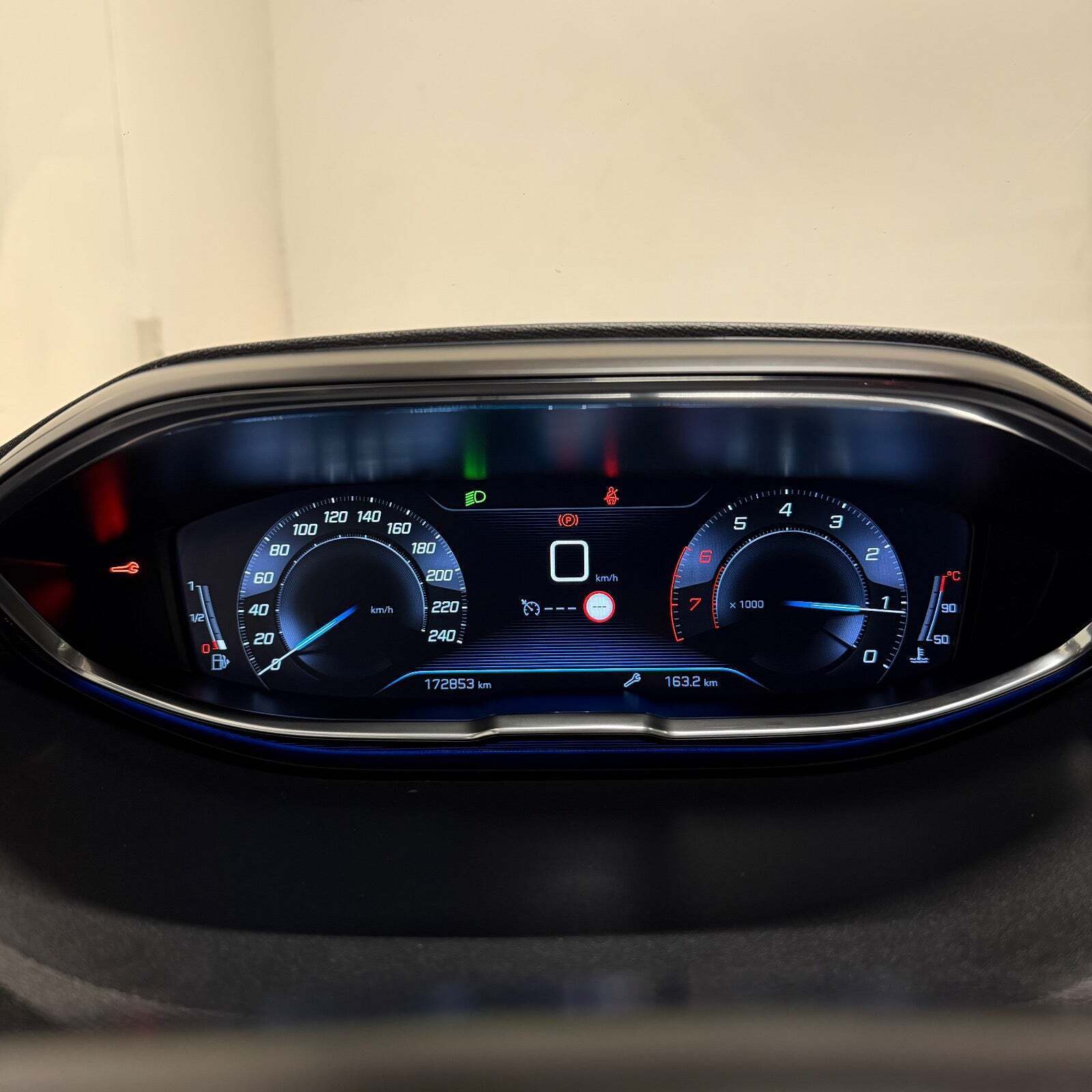 Hvid Peugeot 3008 fra 2018