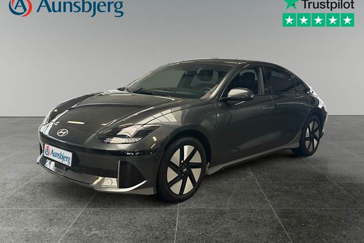 Grå Hyundai Ioniq 6 fra 2024