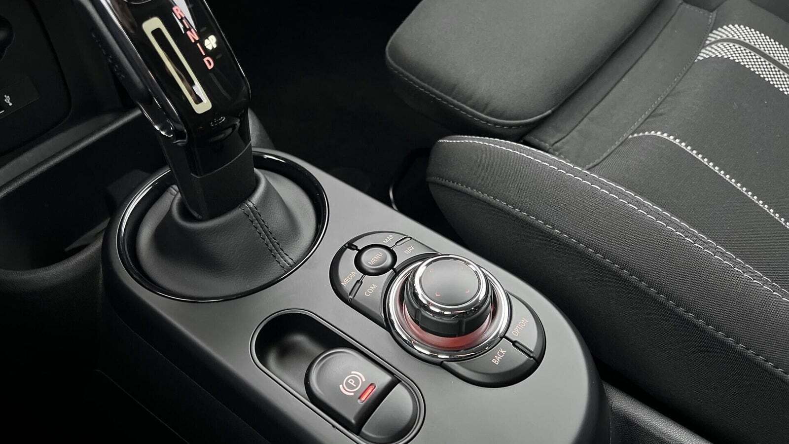 Grå Mini Cooper SE fra 2022