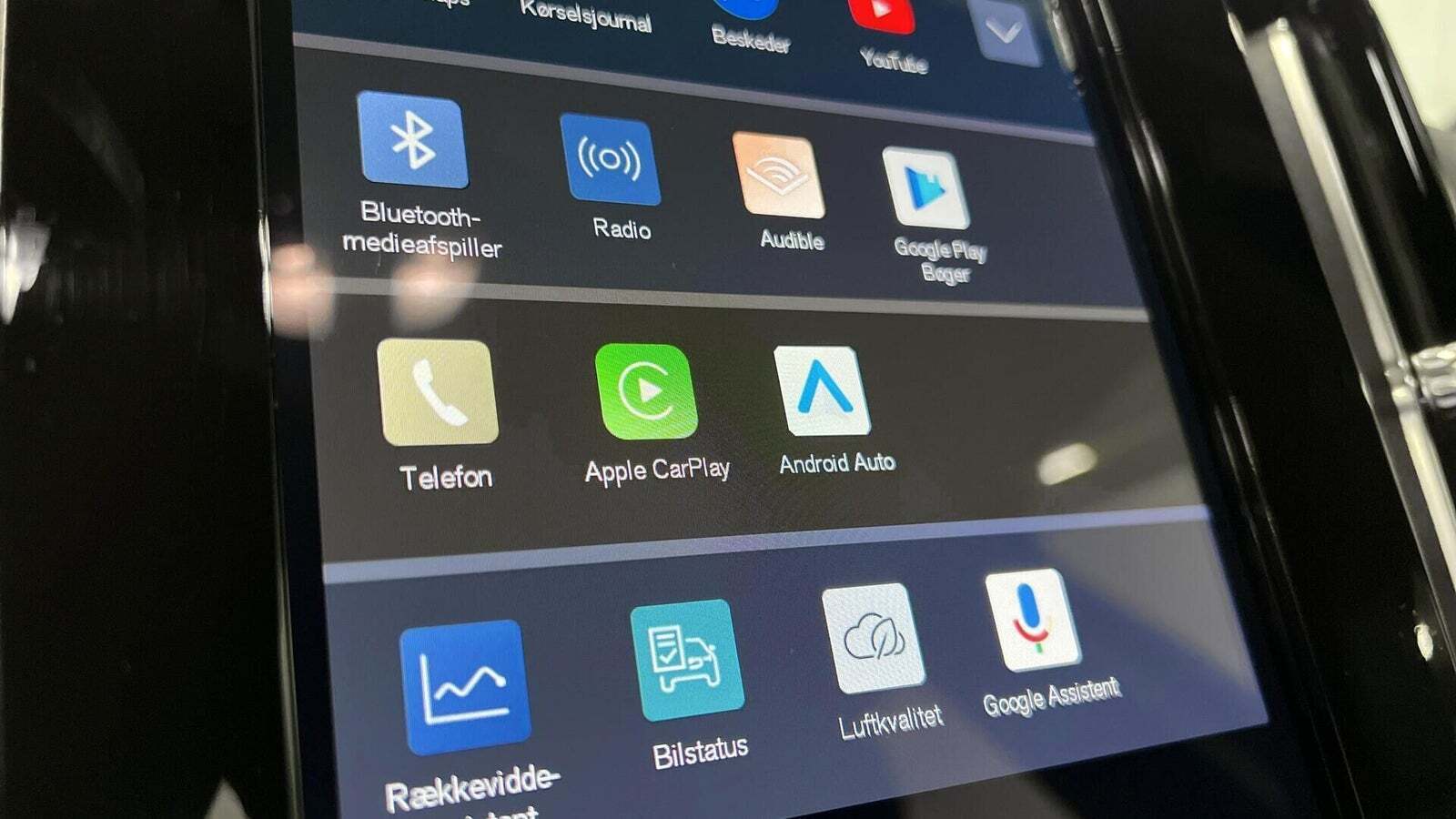 Grøn Volvo XC40 fra 2022