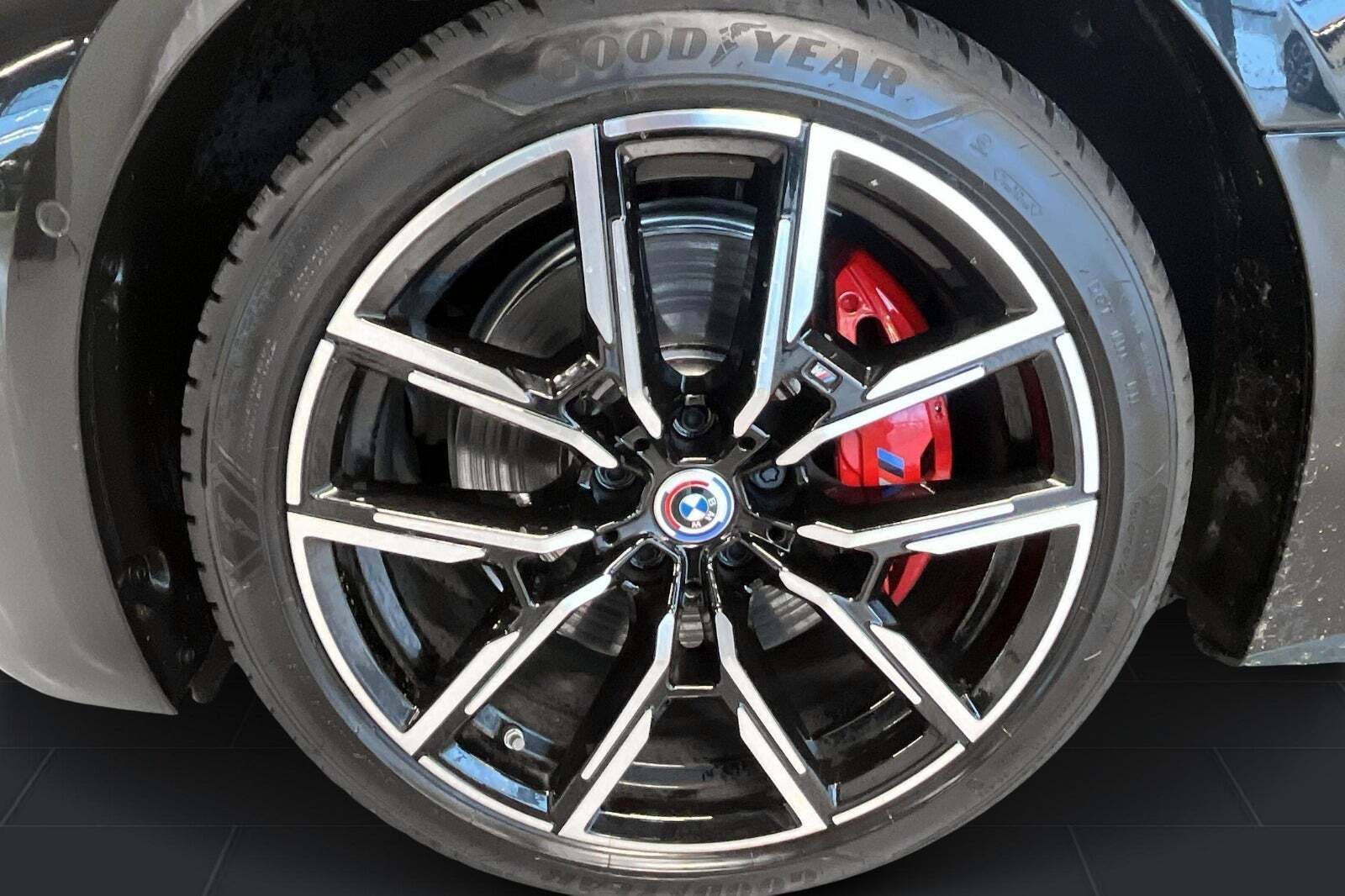 Sort BMW i4 fra 2026