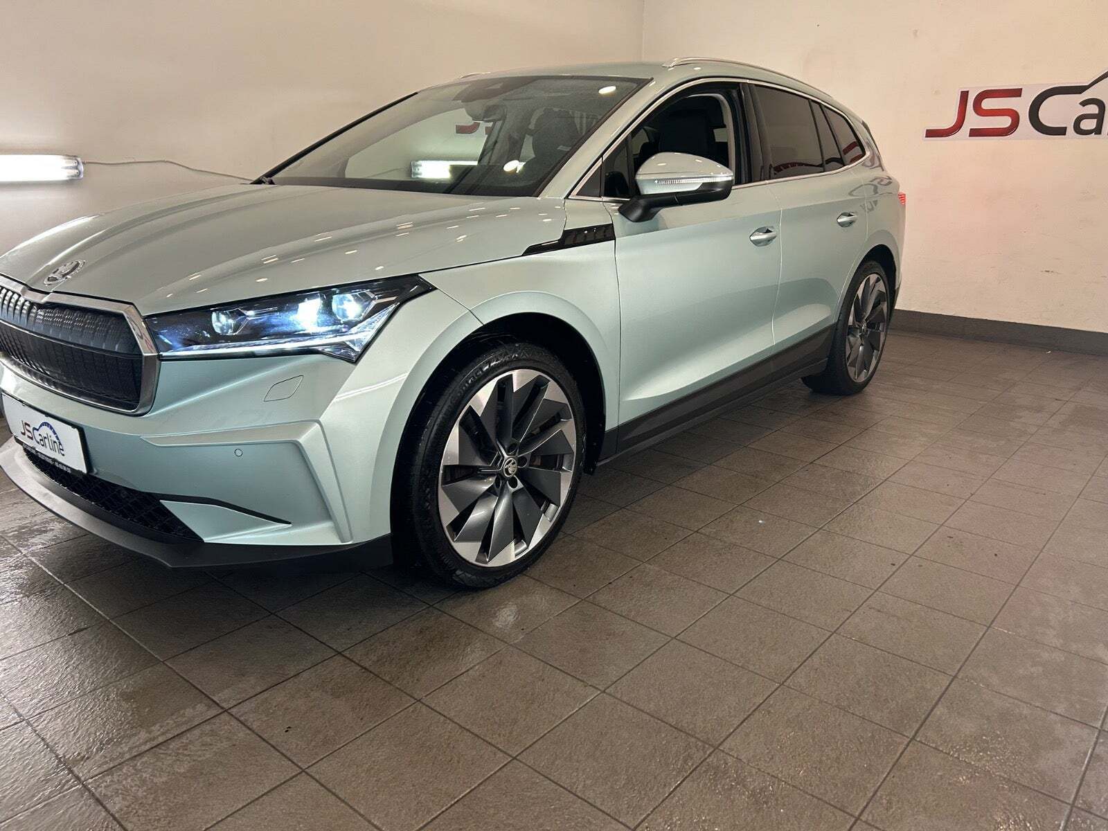 Skoda Enyaq 80 iV Suite