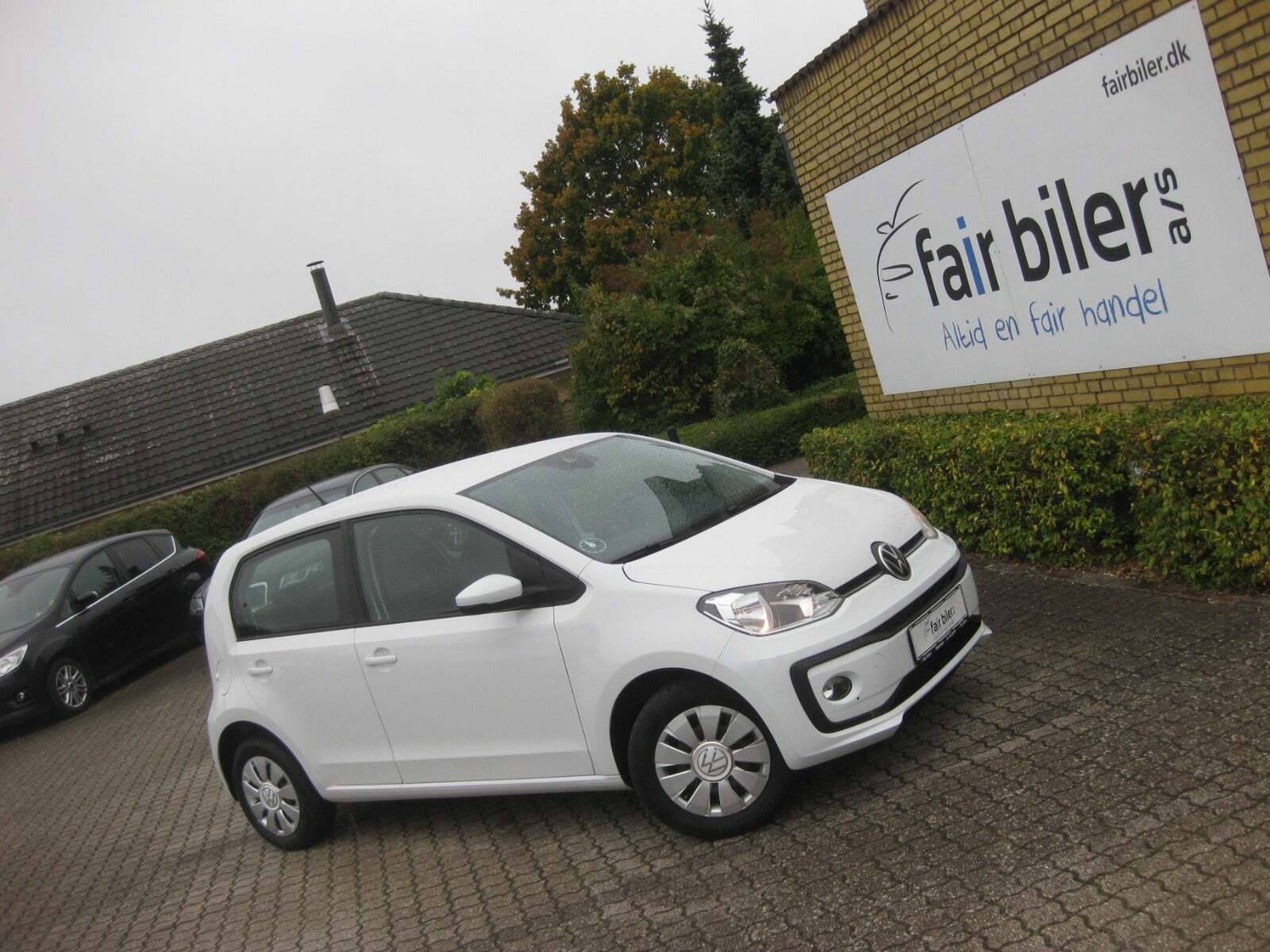 Hvid VW UP! fra 2020