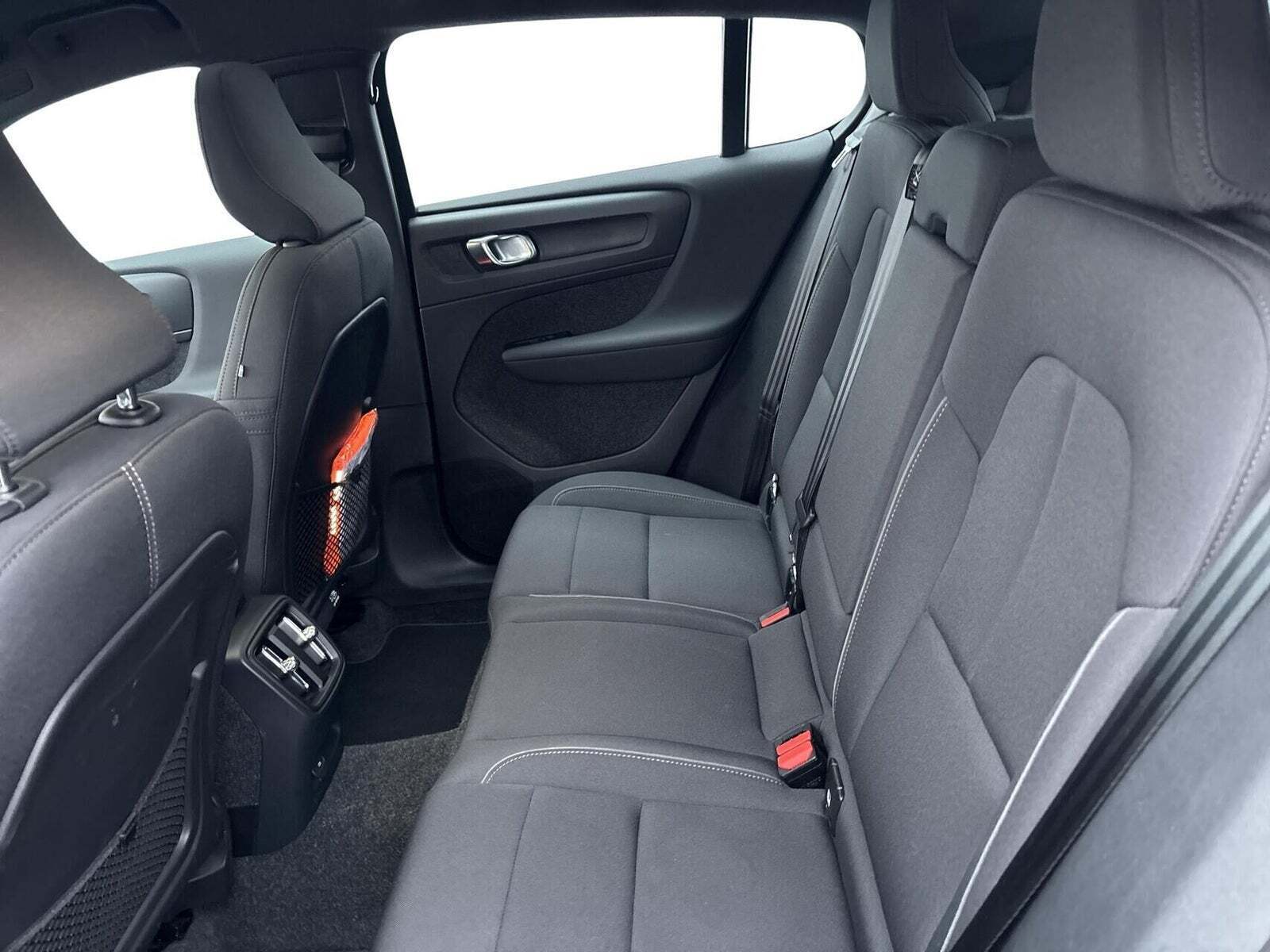 Volvo C40 P6 ReCharge Core