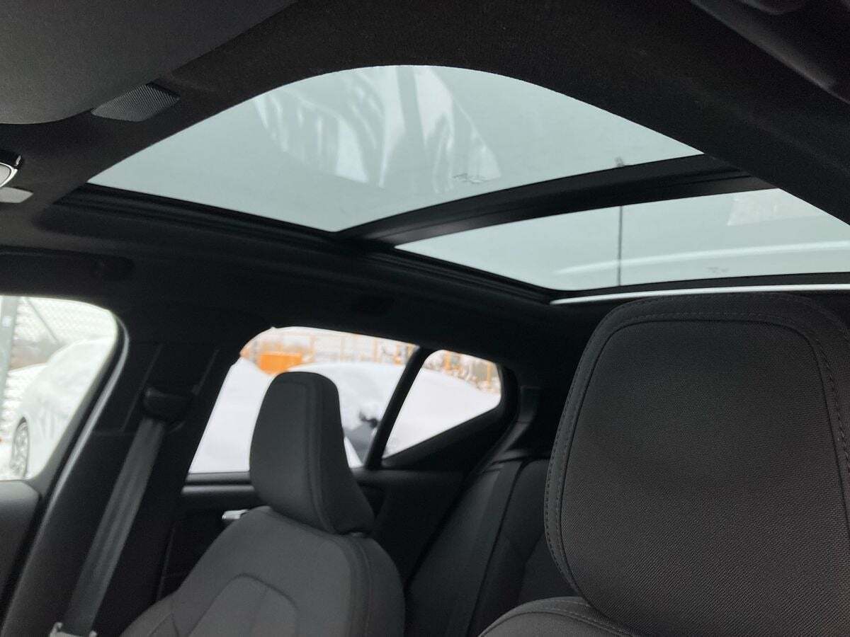 Sort Volvo XC40 fra 2022