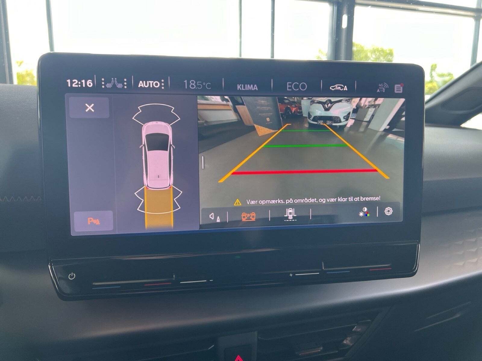 Grå Cupra Born fra 2023