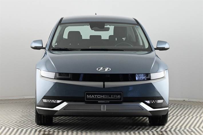 Blå Hyundai Ioniq 5 fra 2023