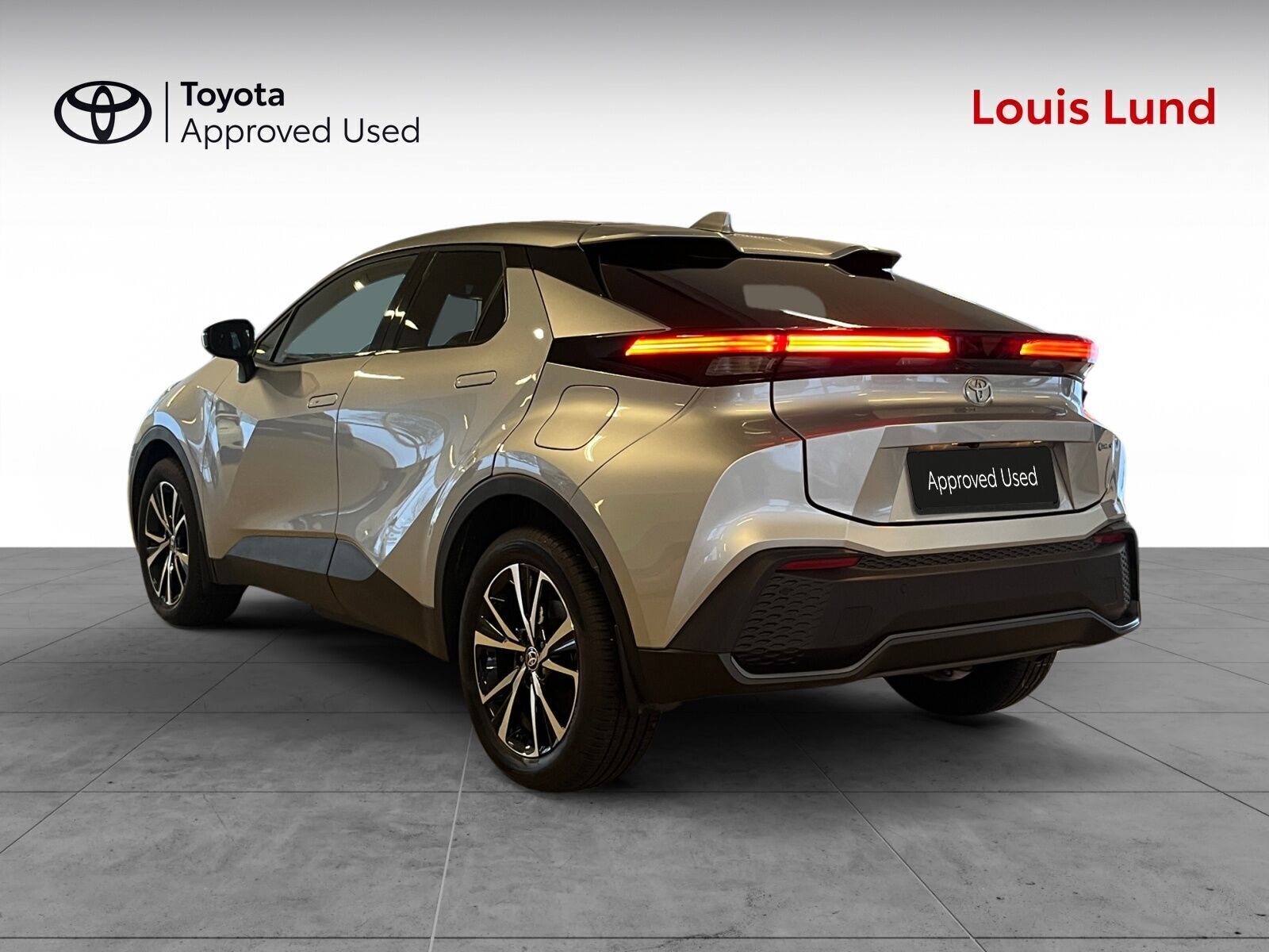 Toyota C-HR 2,0 Plugin-hybrid Style Smart E-CVT 223HK 5d Trinl. Gear