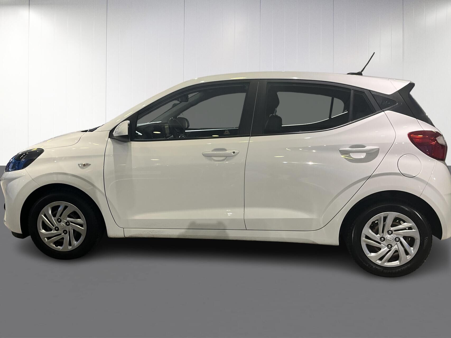 Hyundai i10 1,0 Essential 67HK 5d
