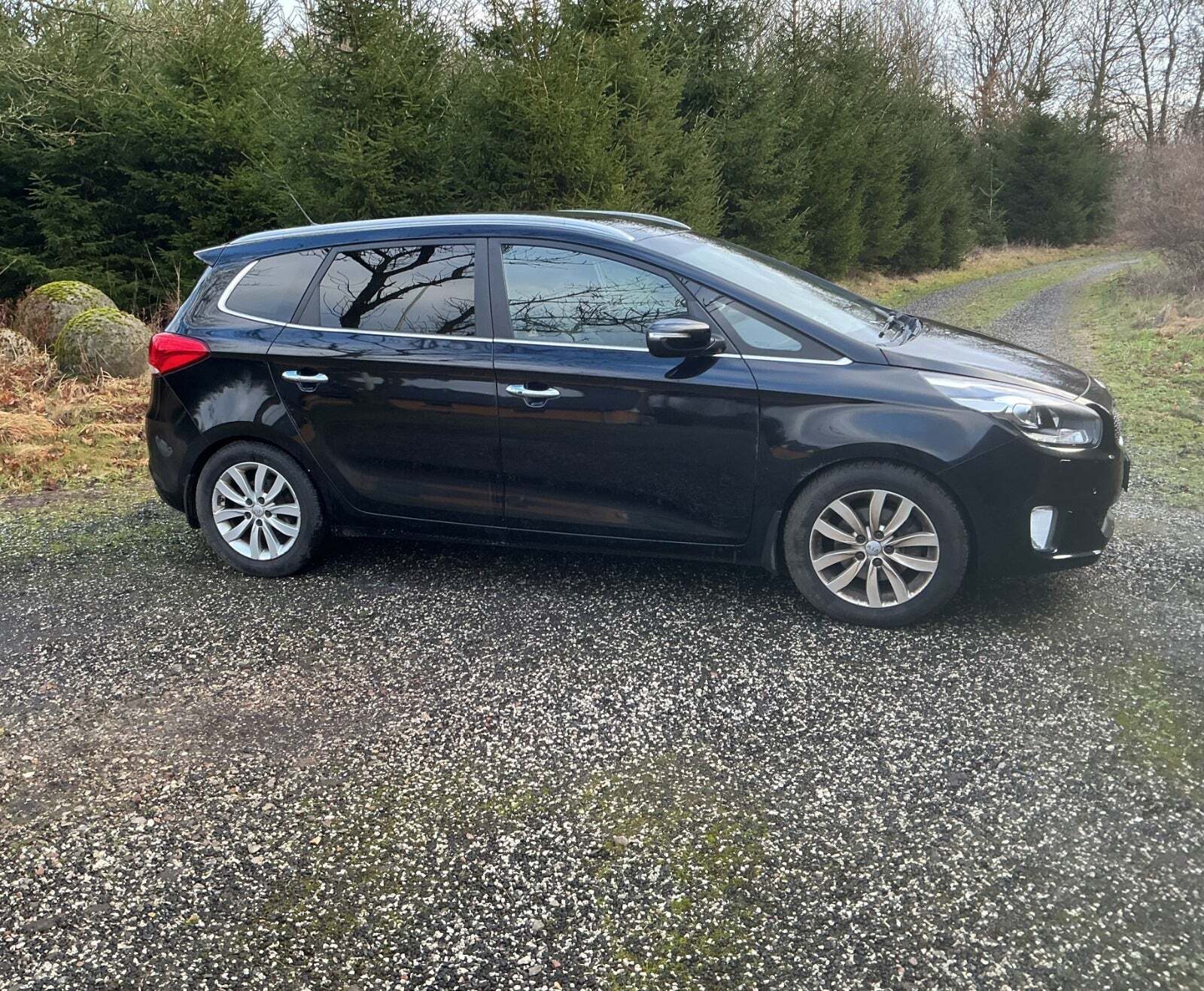 Kia Carens 1,7 CRDi 141 Premium DCT 7prs