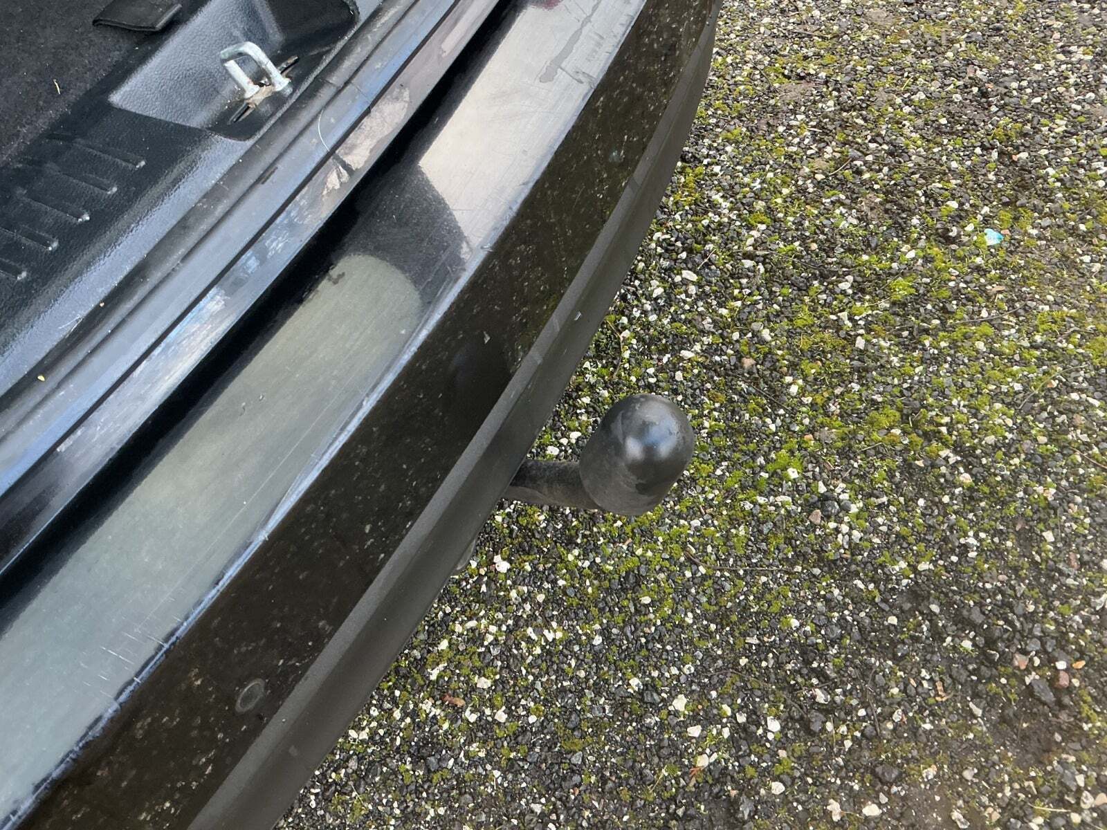 Sort Kia Carens fra 2016