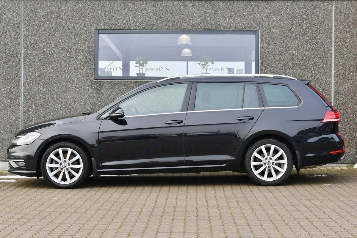 VW Golf VII 2,0 TDi 150 Highline Variant DSG