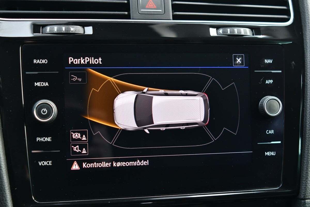 Sort VW Golf VII fra 2017