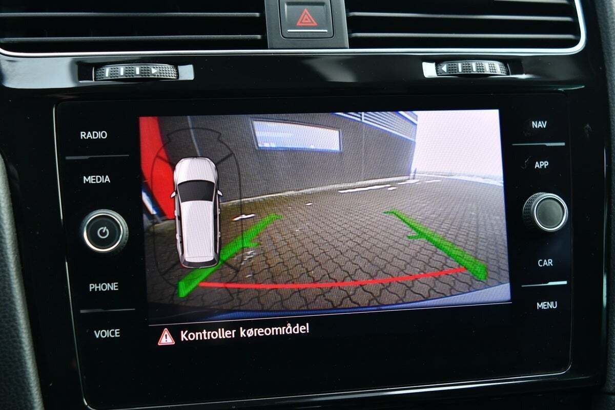 Sort VW Golf VII fra 2017