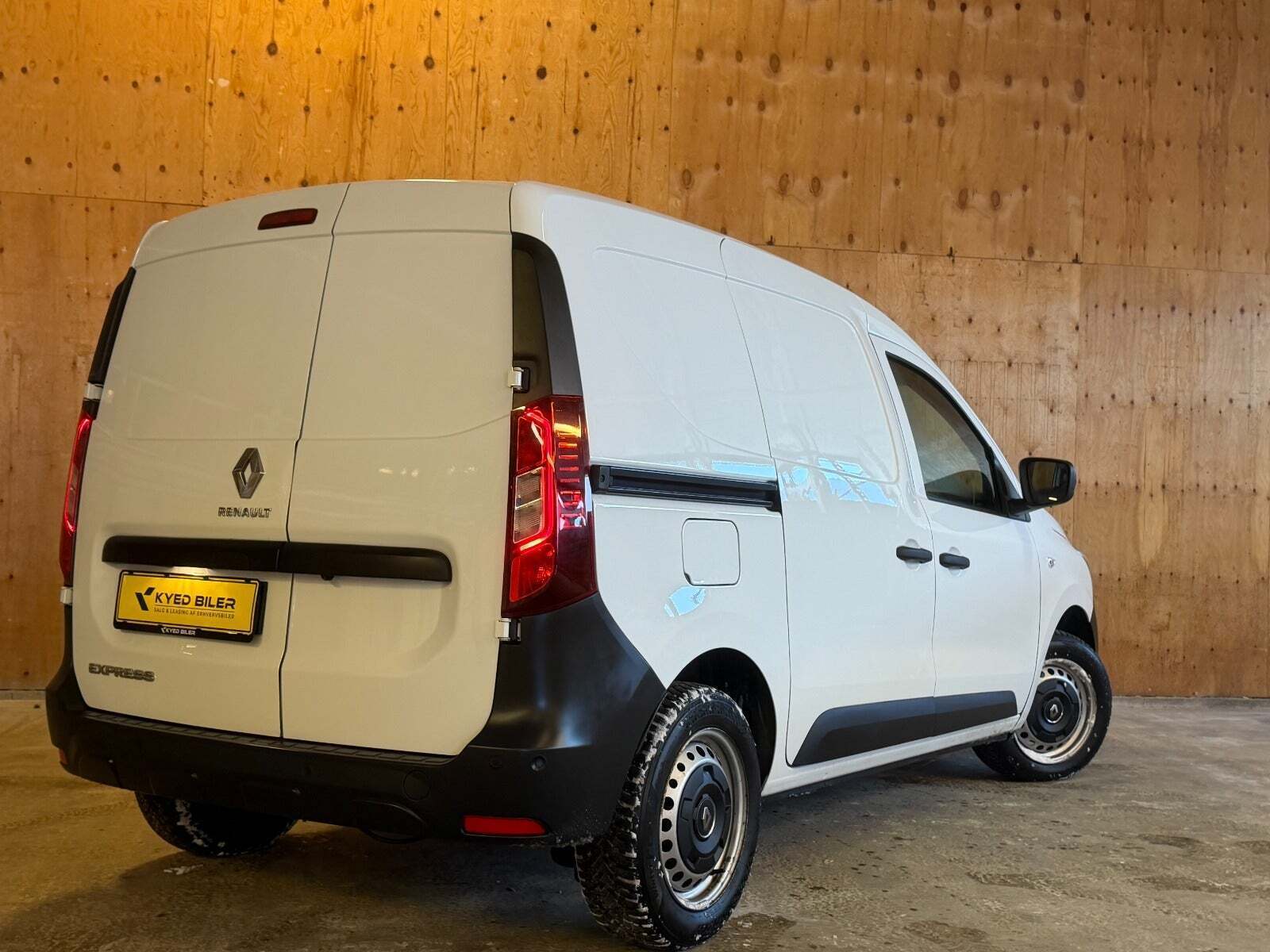 Hvid Renault Express fra 2021
