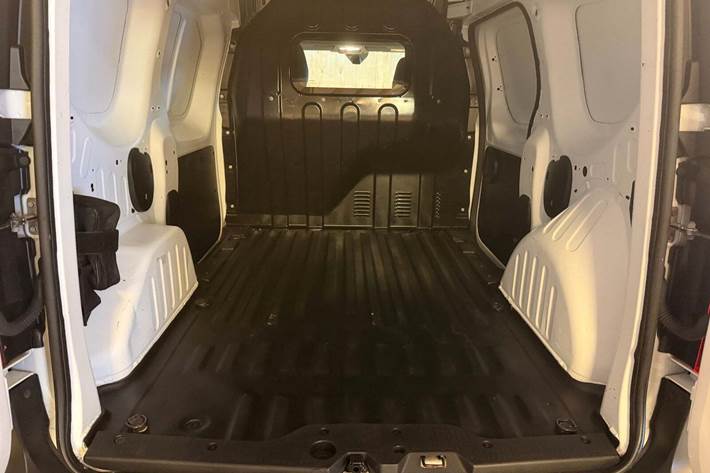 Hvid Renault Express fra 2021