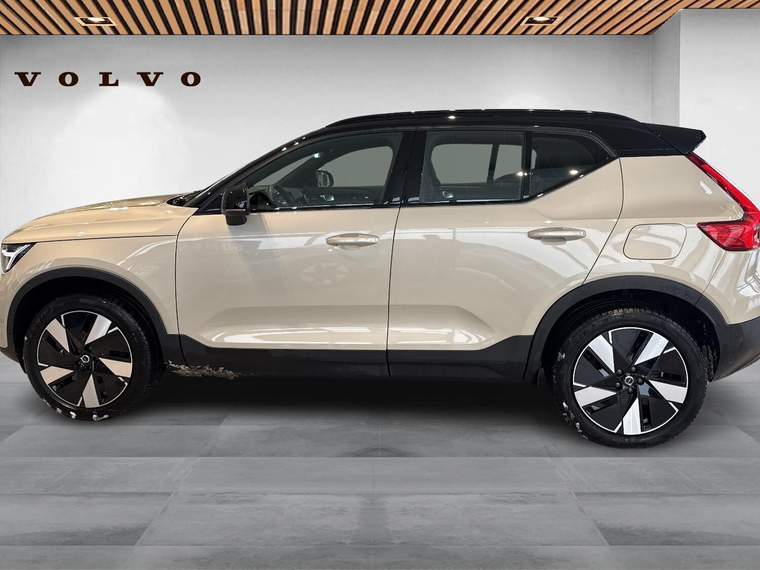 Volvo EX40 Extended Range Ultra