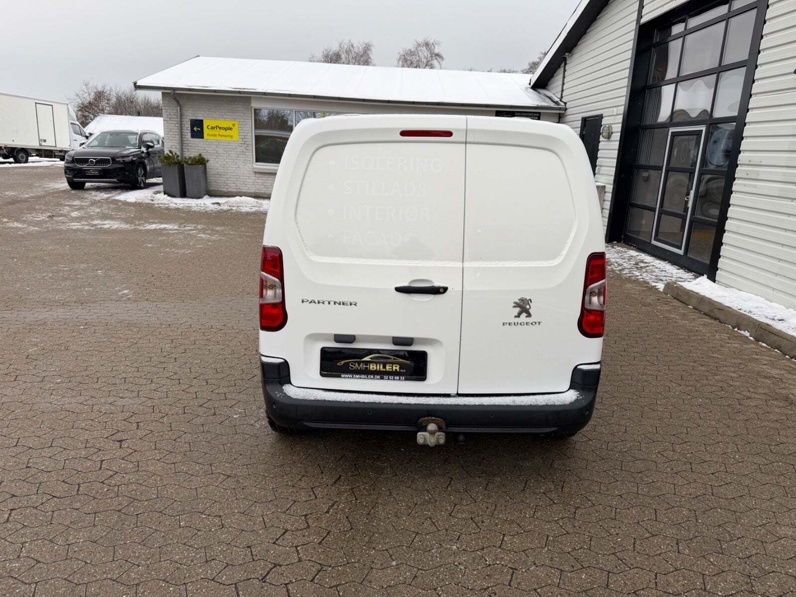 Hvid Peugeot Partner fra 2022
