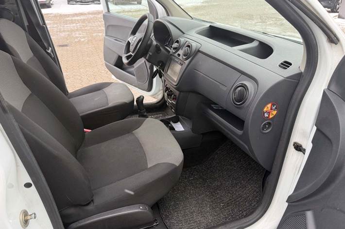 Hvid Dacia Dokker fra 2018