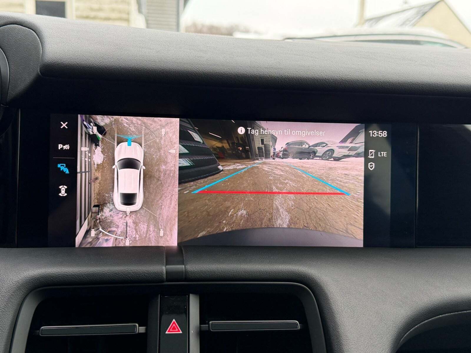Grå Porsche Taycan 4S fra 2020