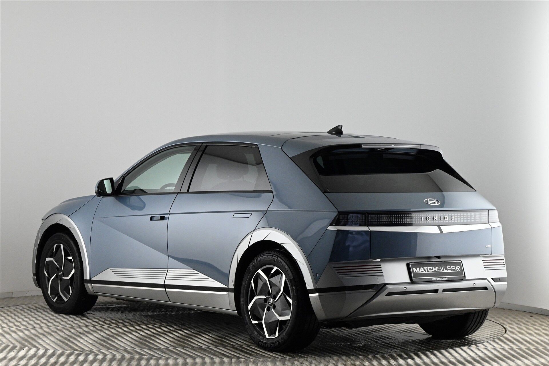 Hyundai Ioniq 5 Electric 77,4 kWh Ultimate 4WD 325HK 5d Aut.