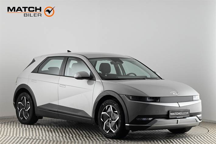 Grå Hyundai Ioniq 5 fra 2023 set udefra