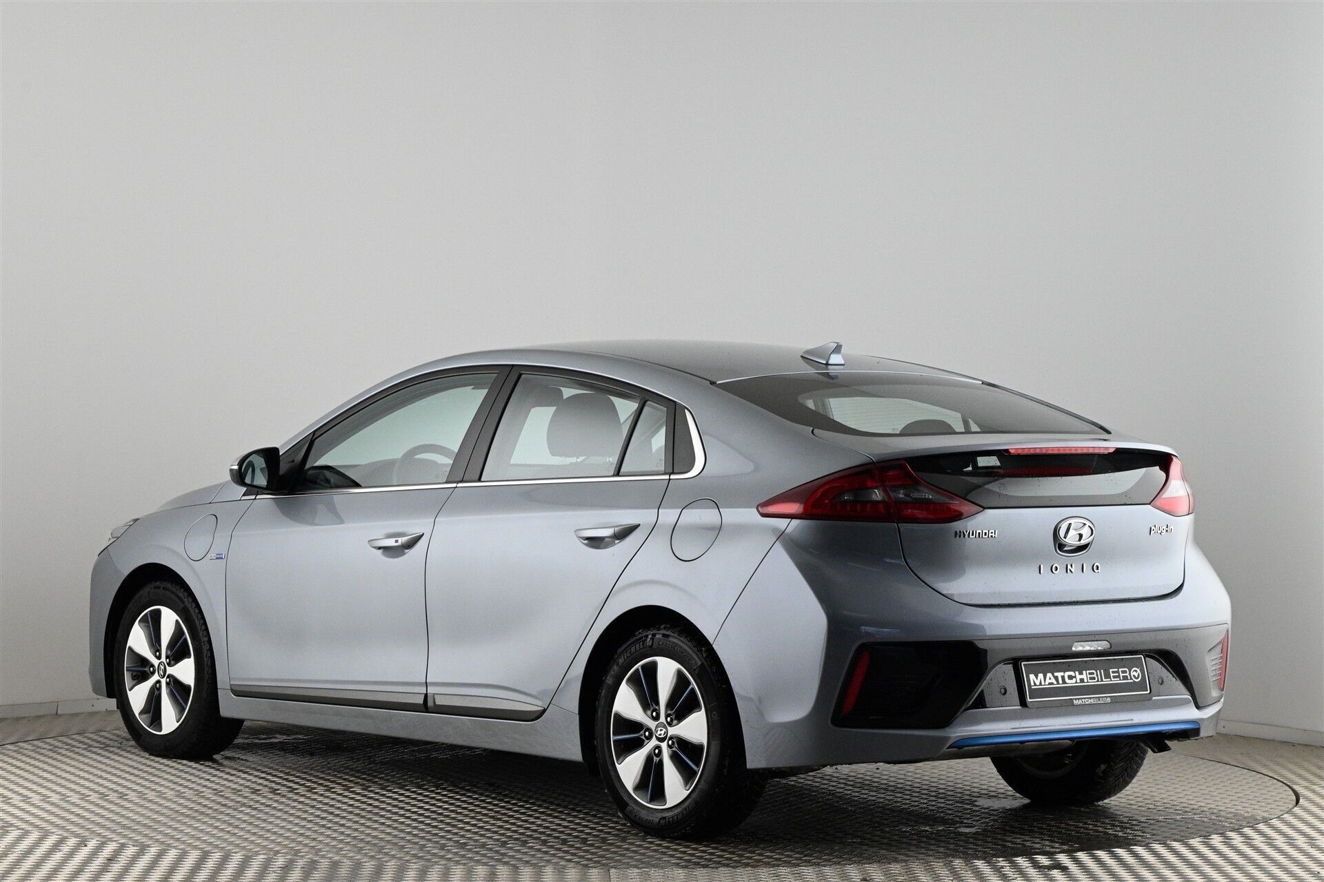 Hyundai Ioniq 1,6 GDI  Plugin-hybrid Premium plug-in 141HK 5d 6g Aut.