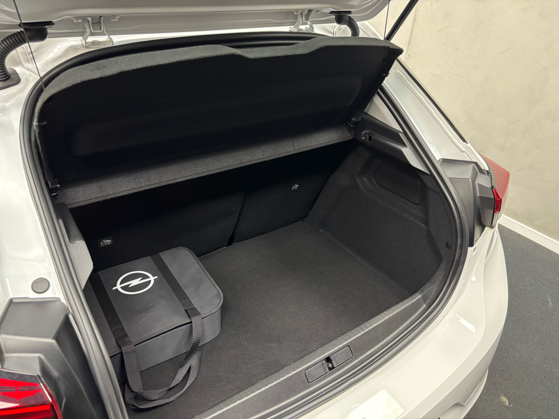 Opel Corsa-e EL Elegance 136HK 5d Aut.