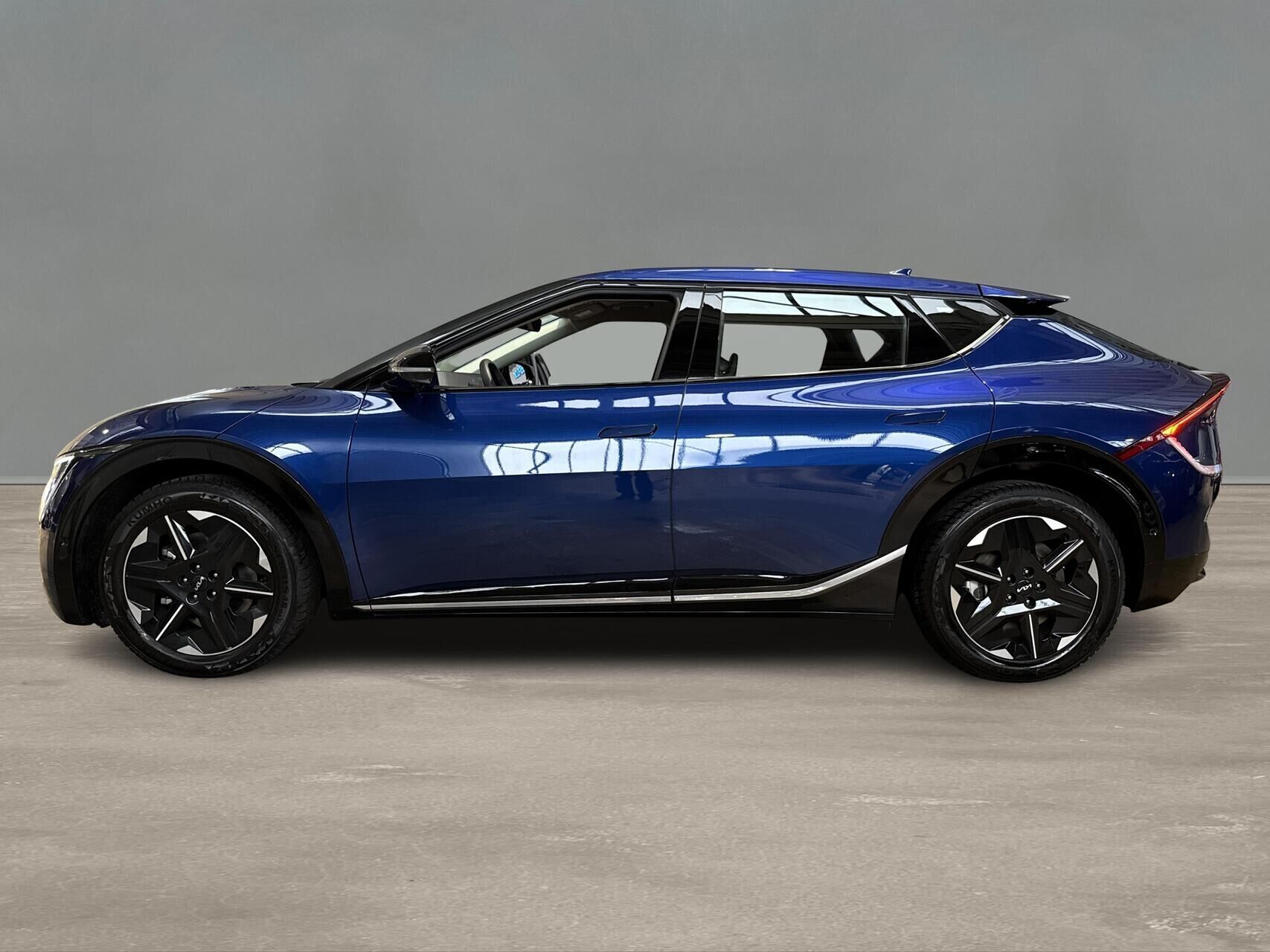 Blå Kia EV6 fra 2025