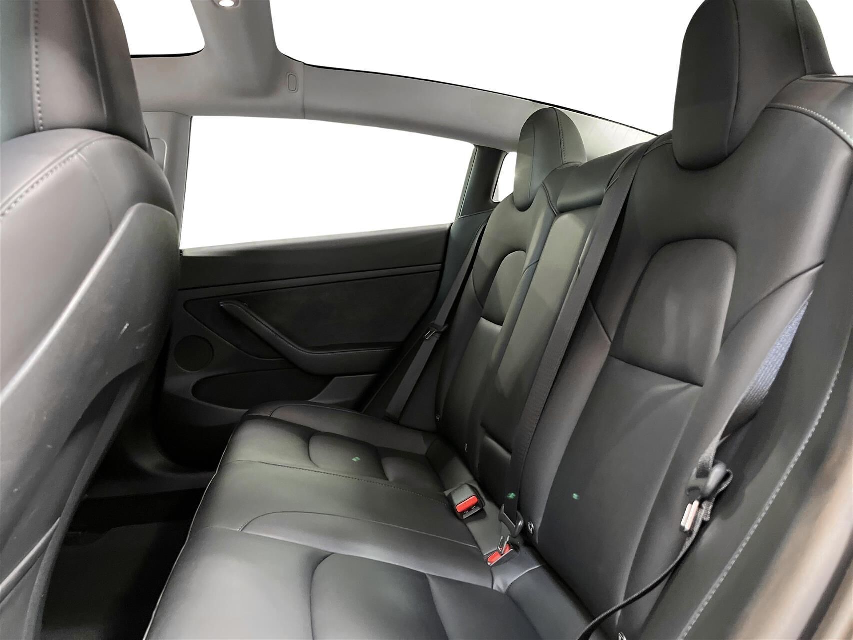 Sort Tesla Model 3 fra 2023