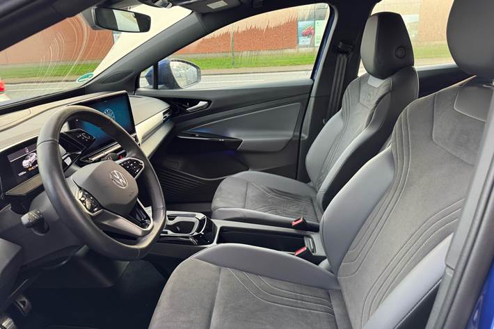 Blå VW ID.5 fra 2023